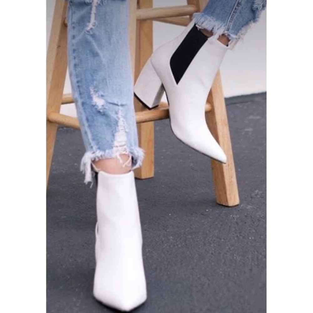 White Ankle Booties With Black Side Goring Detail - Picture 6 of 10